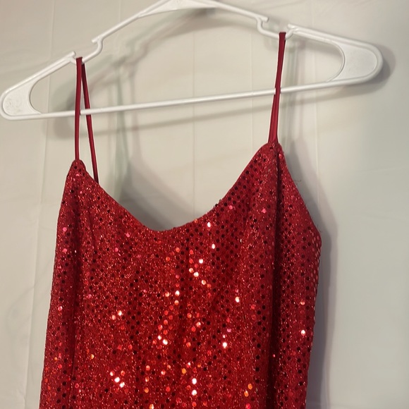 la glo Dresses & Skirts - Jessica rabbit dress size 7/8